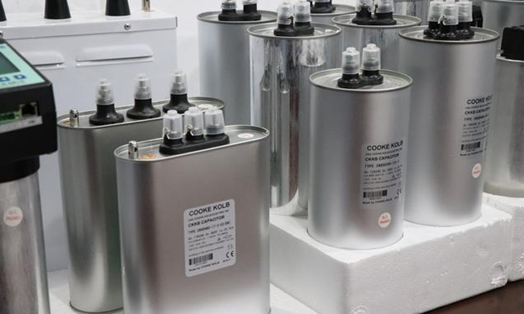 電壓、電流和溫度等參數對電力電容器的重要性 電壓、電流和溫度等參數對電力電容器的重要性