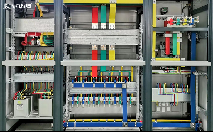 動態無功補償設備