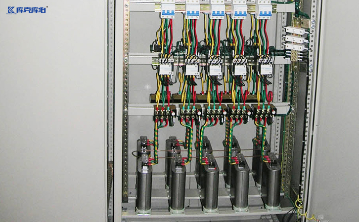 低壓無功補償裝置 低壓無功補償裝置