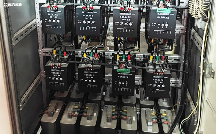 低壓補償控制器